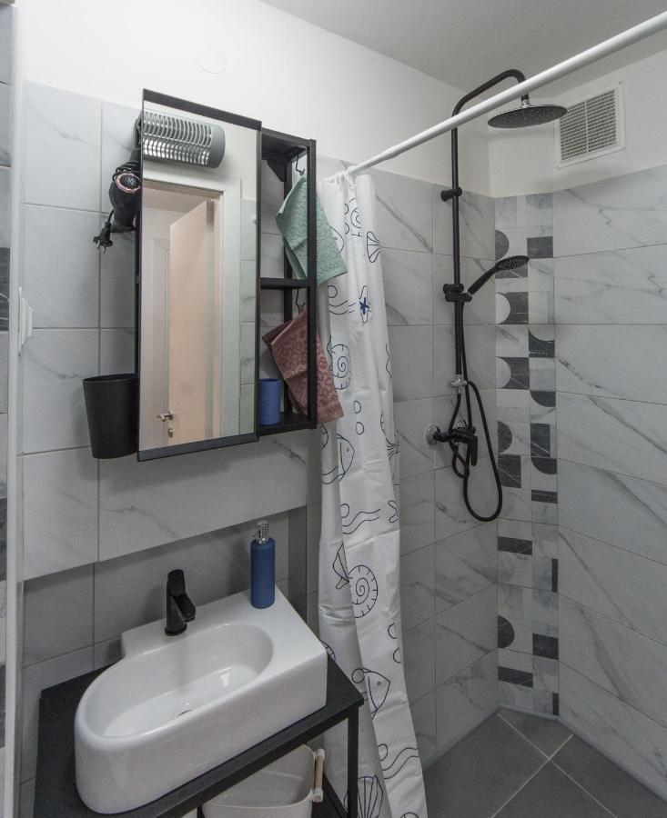 Apartment Retiro Пула Екстер'єр фото