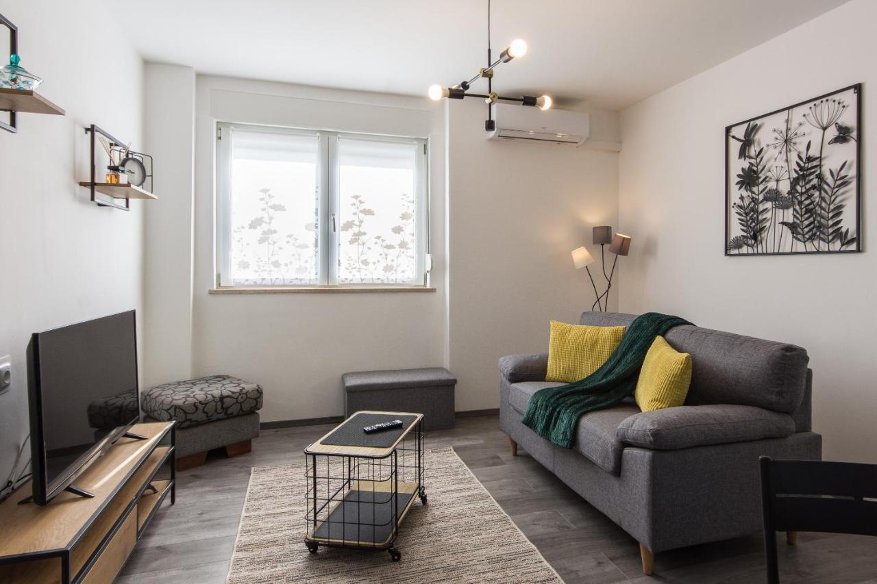 Apartment Retiro Пула Екстер'єр фото